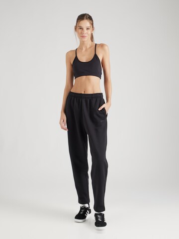 Reebok tavaline Spordipüksid, värv must