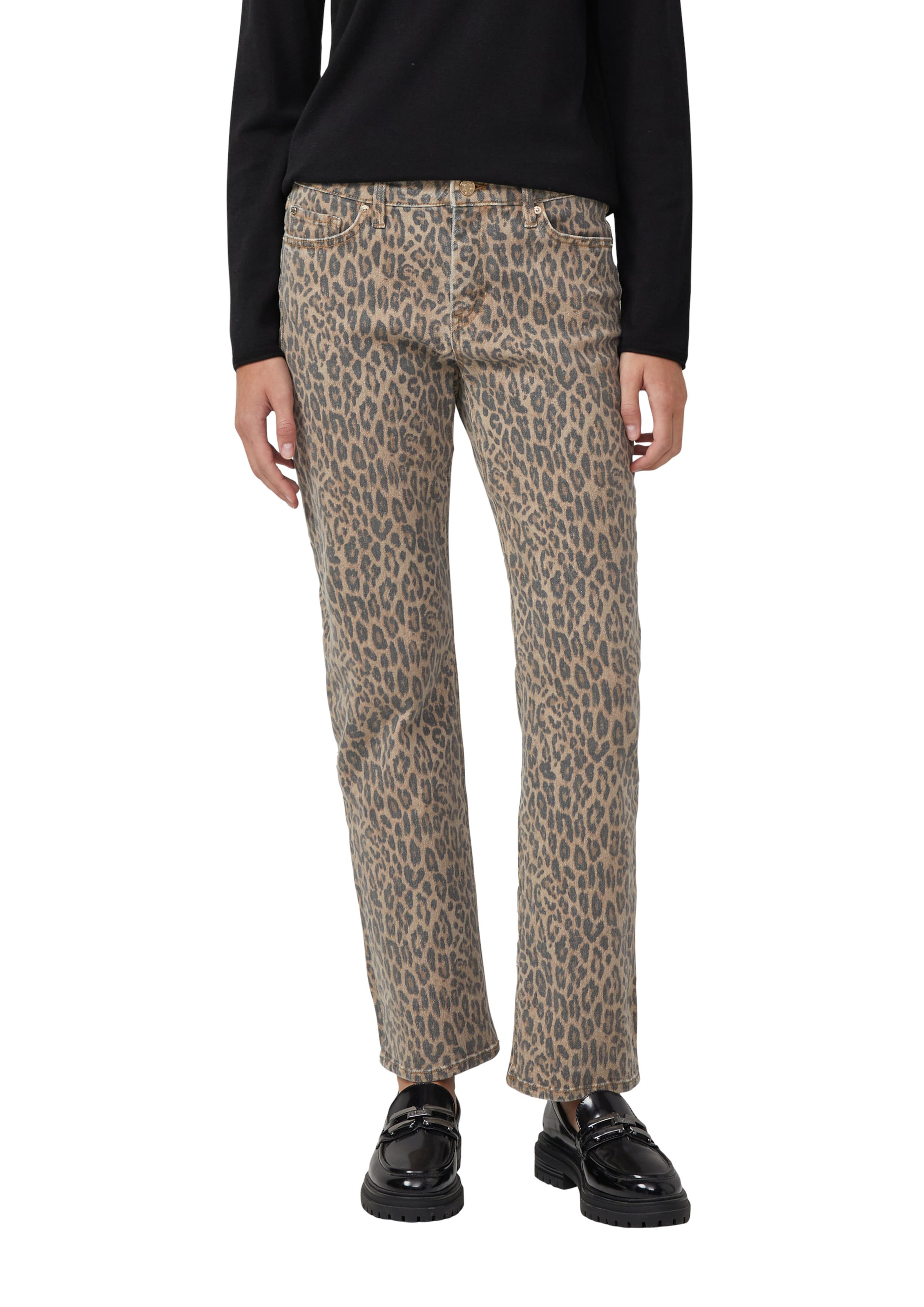 s.Oliver Regular Jeans 'Karolin' in Brown: front