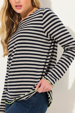 LAURASØN Shirt in Blue