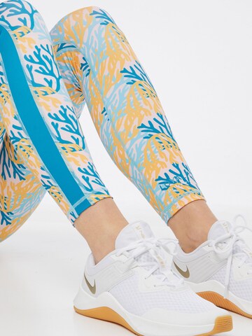 DELICATELOVE Skinny Workout Pants 'Nadi' in Mixed colors