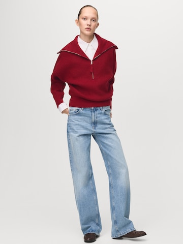 Pulover 'Rizin' de la MANGO pe roșu