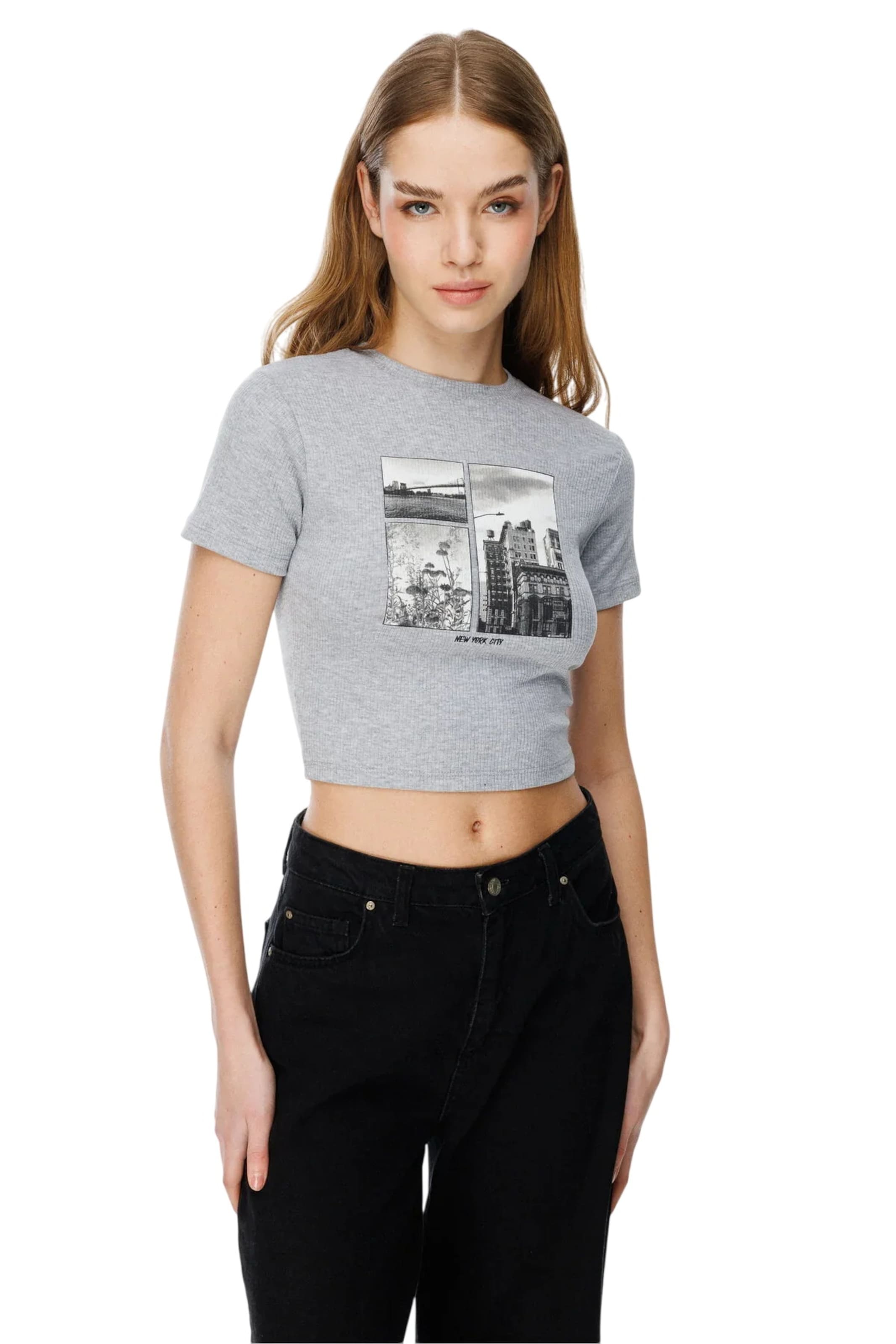 Alexa Dash Blouse in Grey: front