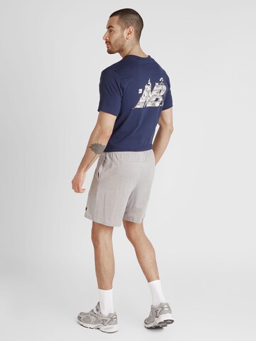 new balance Regular Sportshorts in Grau