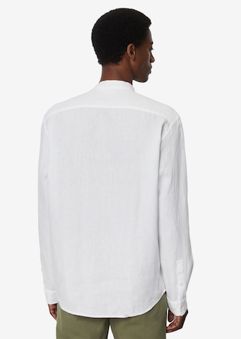 Marc O'Polo جينز مضبوط قميص بلون أبيض