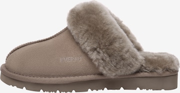 Everau Тапки в Серый: спереди
