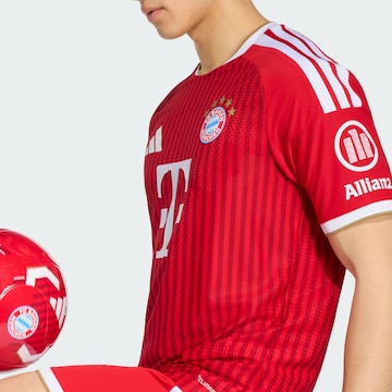 Maillot 'FC Bayern München 26/27 Authentic' ADIDAS PERFORMANCE en rouge