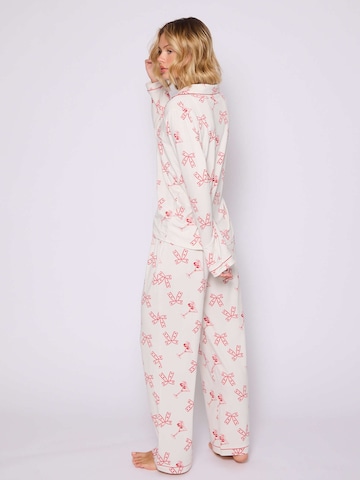 Loungeable Pyjama 'Cherry Martini' in Beige