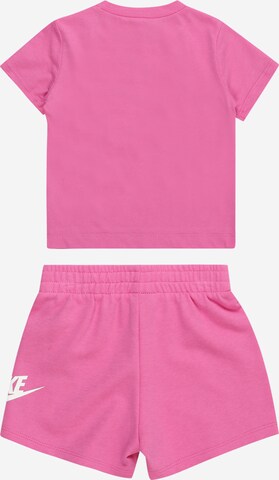 Nike Sportswear - Ropa para correr 'CLUB' en rosa