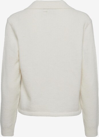 Pull-over 'Flavia' PIECES en blanc