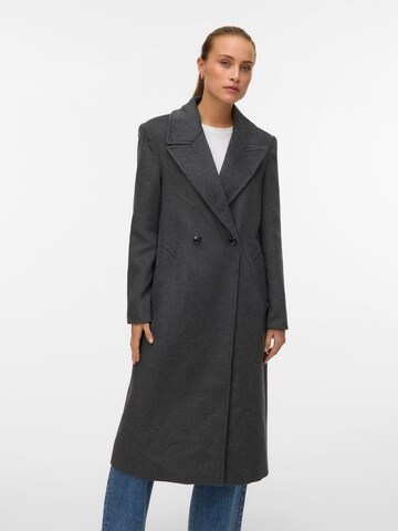 VERO MODA Tussenmantel 'VMGarner' in Grijs: voorkant
