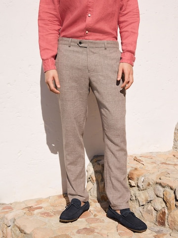 Regular Pantalon 'N.Premium' Next en marron : devant