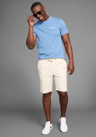 DELMAO Regular Shorts in Beige