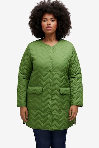 Ulla Popken Between-Season Jacket in Green: front