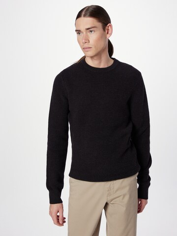 Superdry Sweater in Black: front