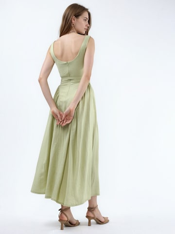 Busem - Vestido 'Midi' em verde
