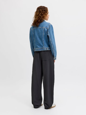 Regular Pantalon 'JXCHLOE' JJXX en noir