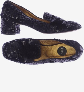 Ras Flats & Loafers in 38 in Black: front