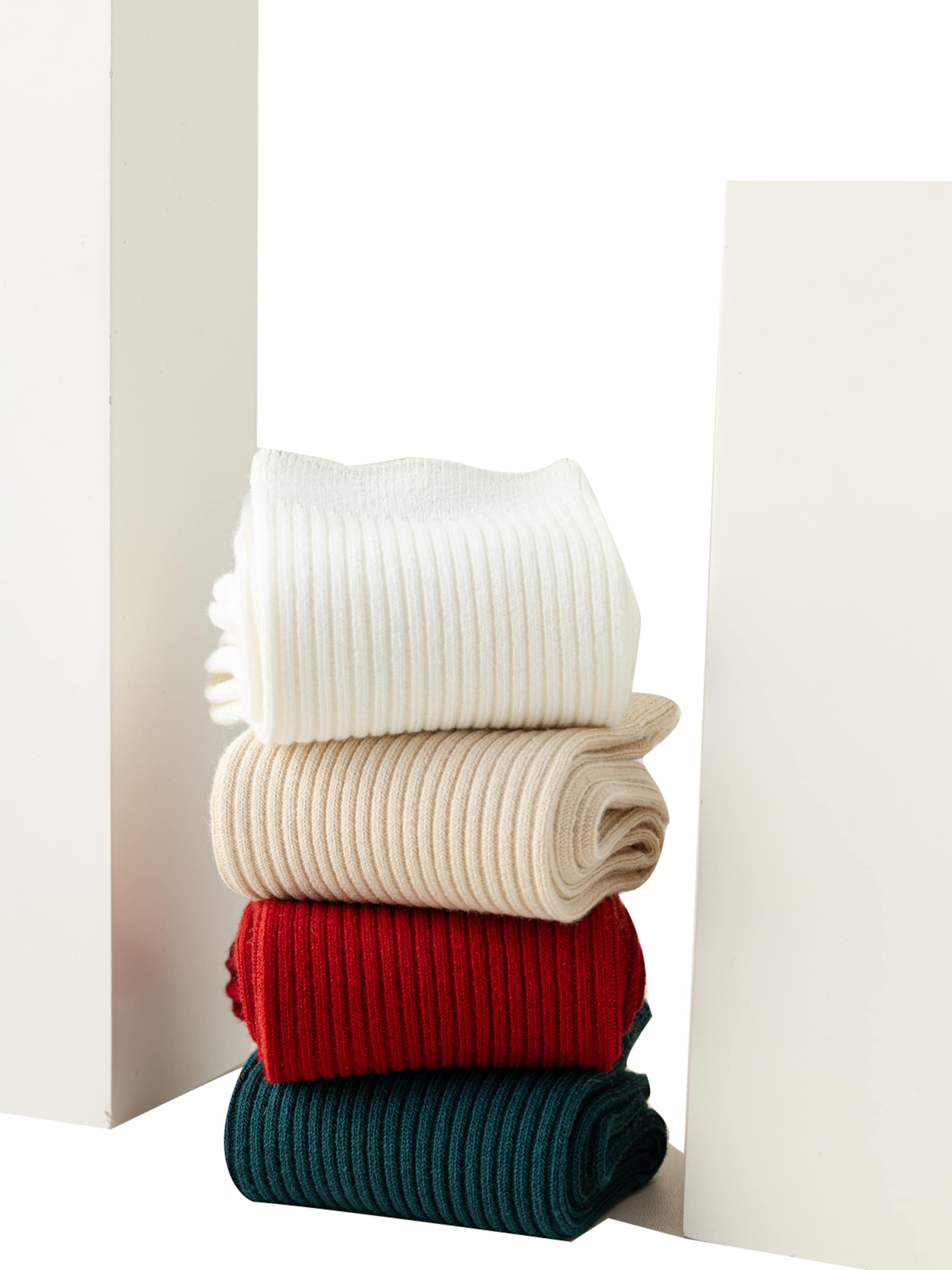 Millo Socks 'Cosy Steps' in Beige