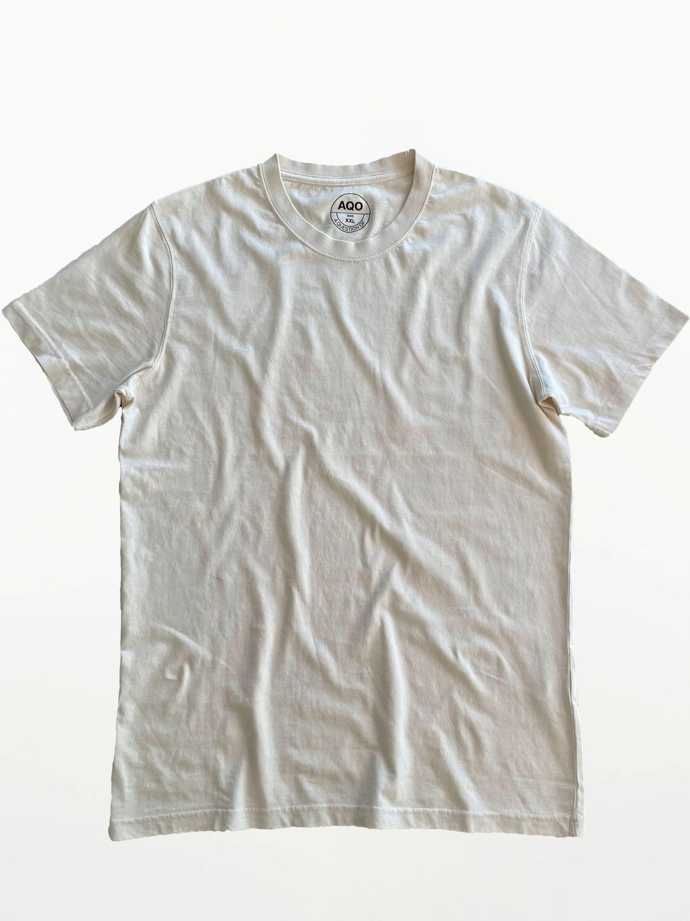 A Question Of (AQO) Shirt 'Anders Tee Garment Dyed' in White: front