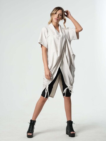 Metamorphoza Tunic in Beige: front