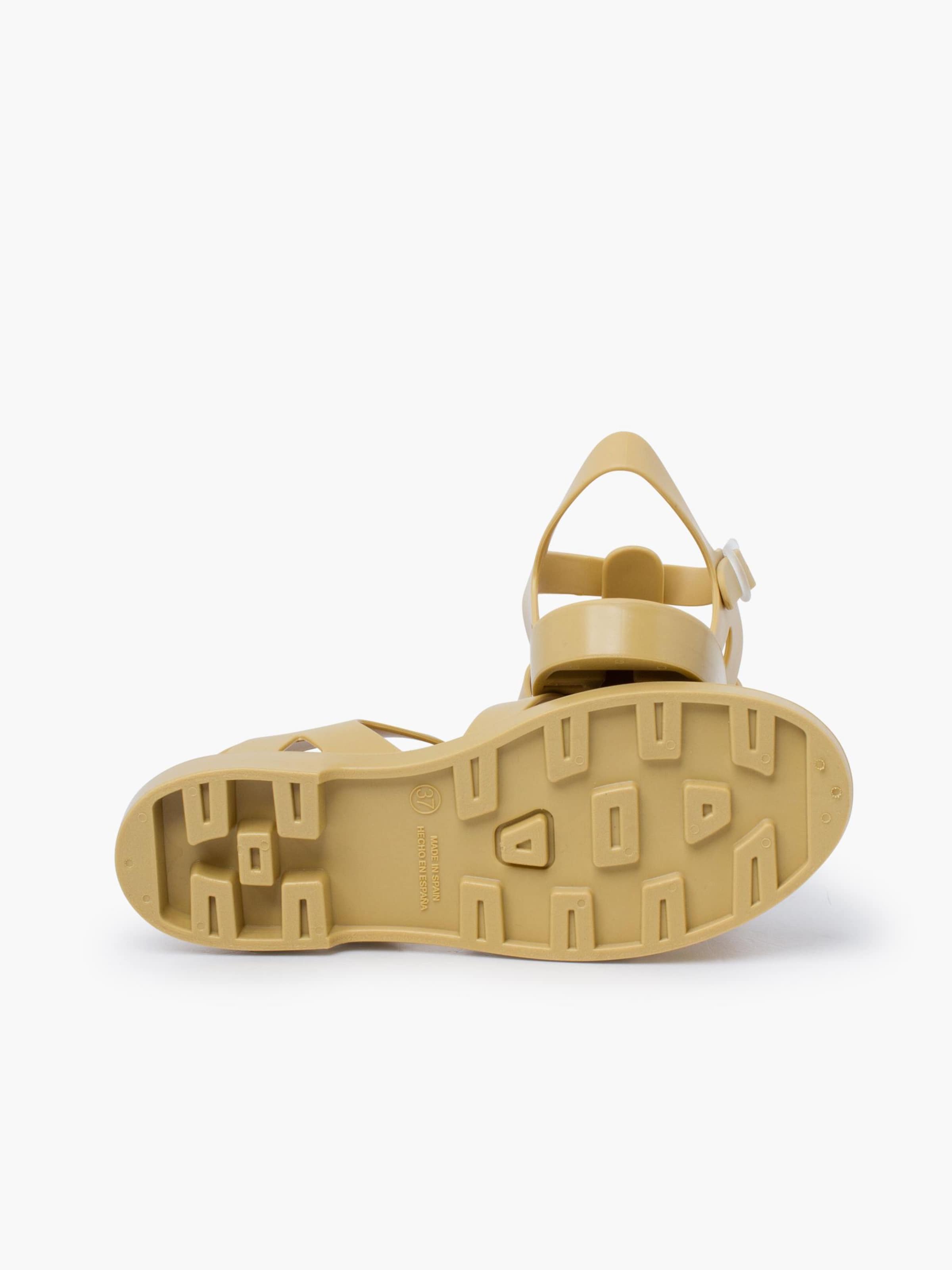 IGOR Beach & Pool Shoes in Yellow