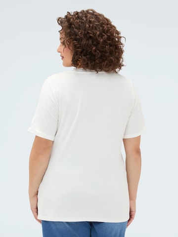 Fiorella Rubino - Camiseta en blanco