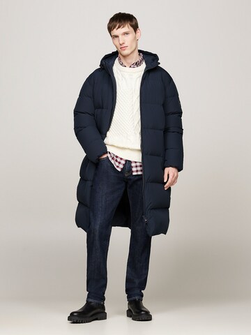 TOMMY HILFIGER Winter Coat in Blue: front