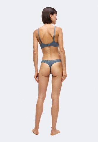 Hunkemöller Стринг 'Lola' в синьо