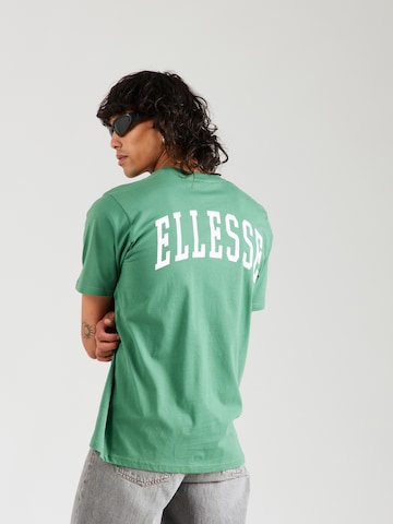 T-Shirt 'Harvardo' ELLESSE en vert : devant