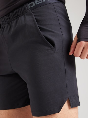 Regular Pantalon de sport 'Vanish' UNDER ARMOUR en noir