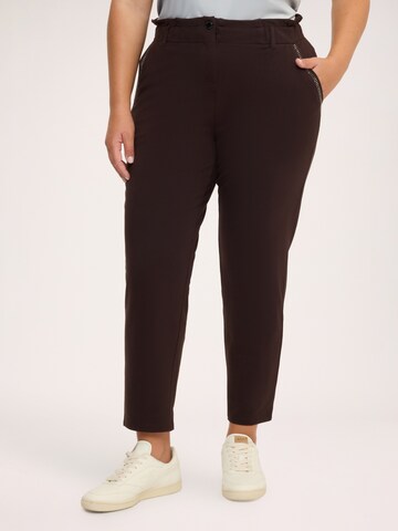 Fiorella Rubino - Slimfit Pantalón en marrón