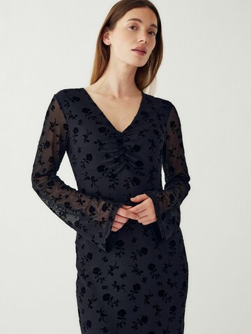 Noella Jurk ' Kameyella ' in Zwart: voorkant