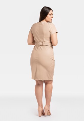 Robe de cocktail 'PETARDA' Karko en beige