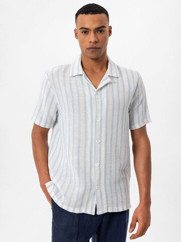 Antioch Regular fit Button Up Shirt in Blue: front