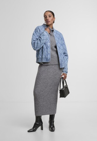 Veste mi-saison 'NMClaire Quilt' Noisy may en bleu