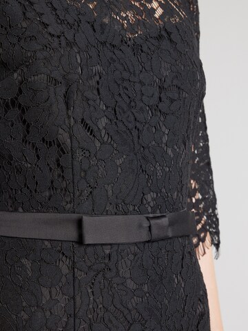 Rochie de cocktail de la APART pe negru