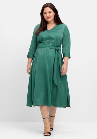 SHEEGO Dress in Green: front