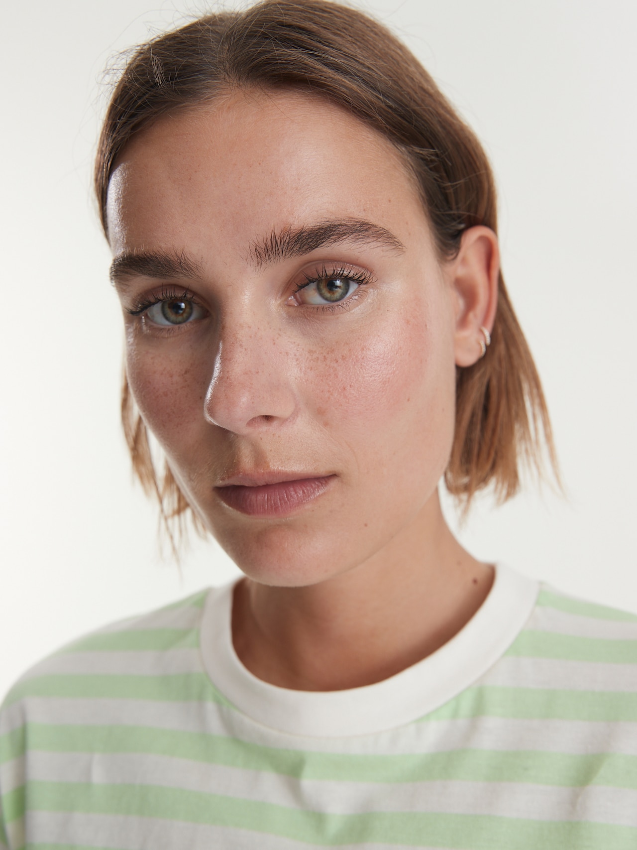 EDITED Shirt 'Devi' Groen