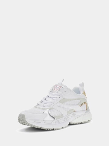 GUESS Sneakers 'Bevalli' in White