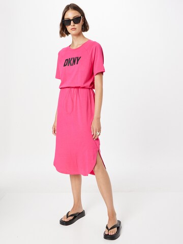 Robe DKNY en rose