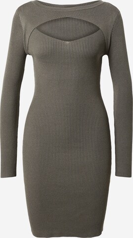 Urban Classics Knitted dress in Green: front