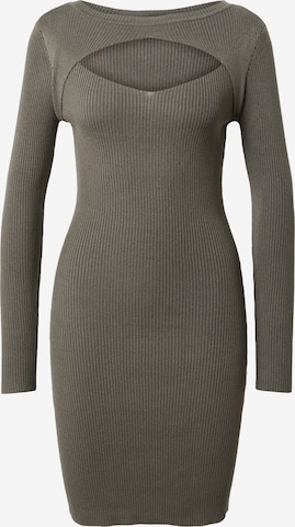 Urban Classics Knitted dress in Green: front