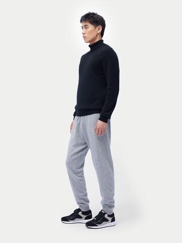 GOBI Cashmere Pullover 'Men's Essential Turtleneck Cashmere Sweater'‌ in Schwarz