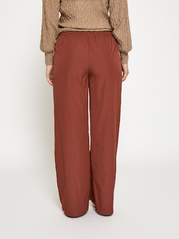 Regular Pantalon 'Glenna' DESIRES en marron