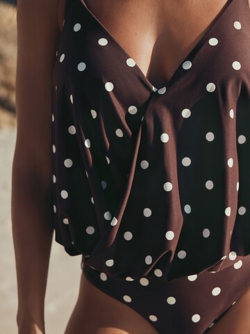 Next Τρίγωνο Ολόσωμο μαγιό σε λιλά