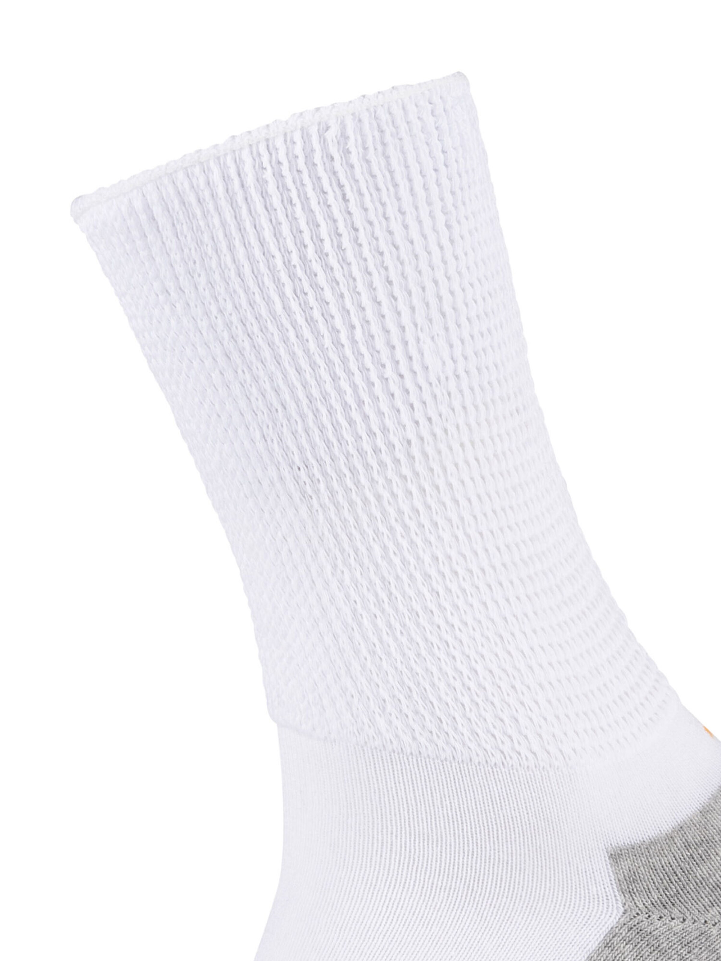 camano Sports socks in White