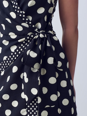 Next Kleid in Schwarz