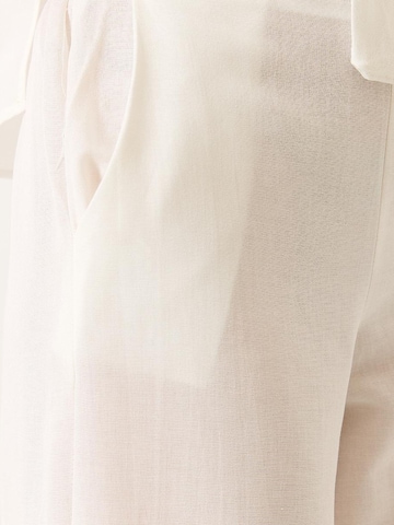 Completo pantalone di Bianco Lucci in bianco