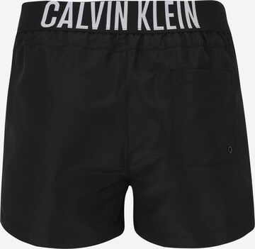 Calvin Klein Swimwear Plavecké šortky – černá