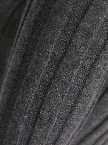 Bershka Pullover in Grau